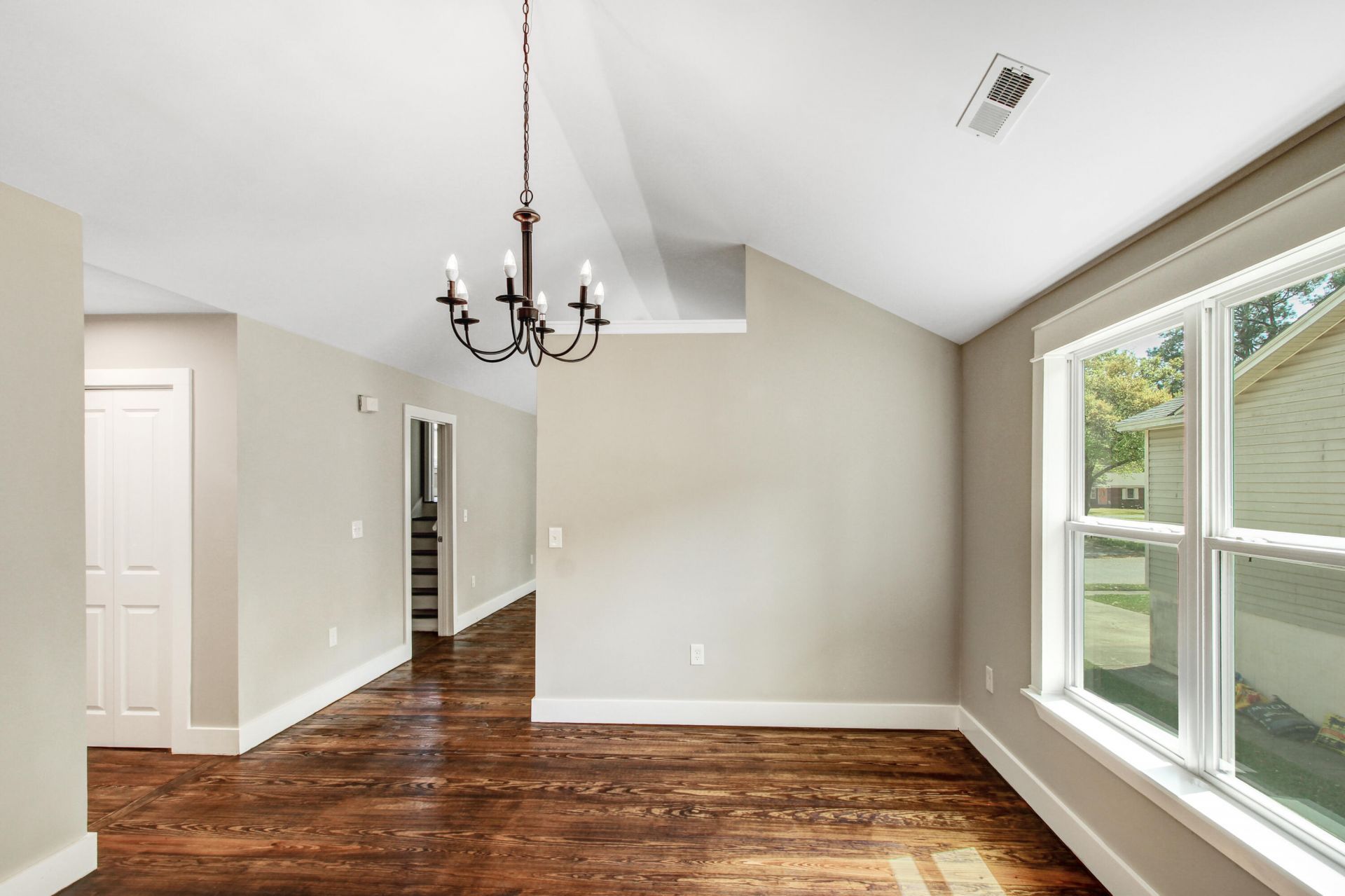 2104 Razorback Lane Photo 23