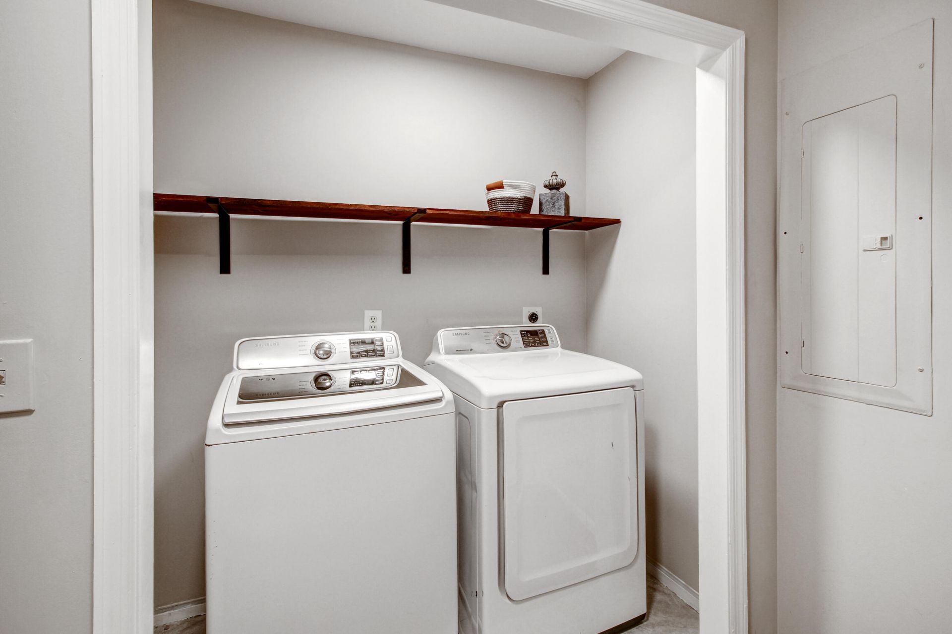 2104 Razorback Lane Photo 30