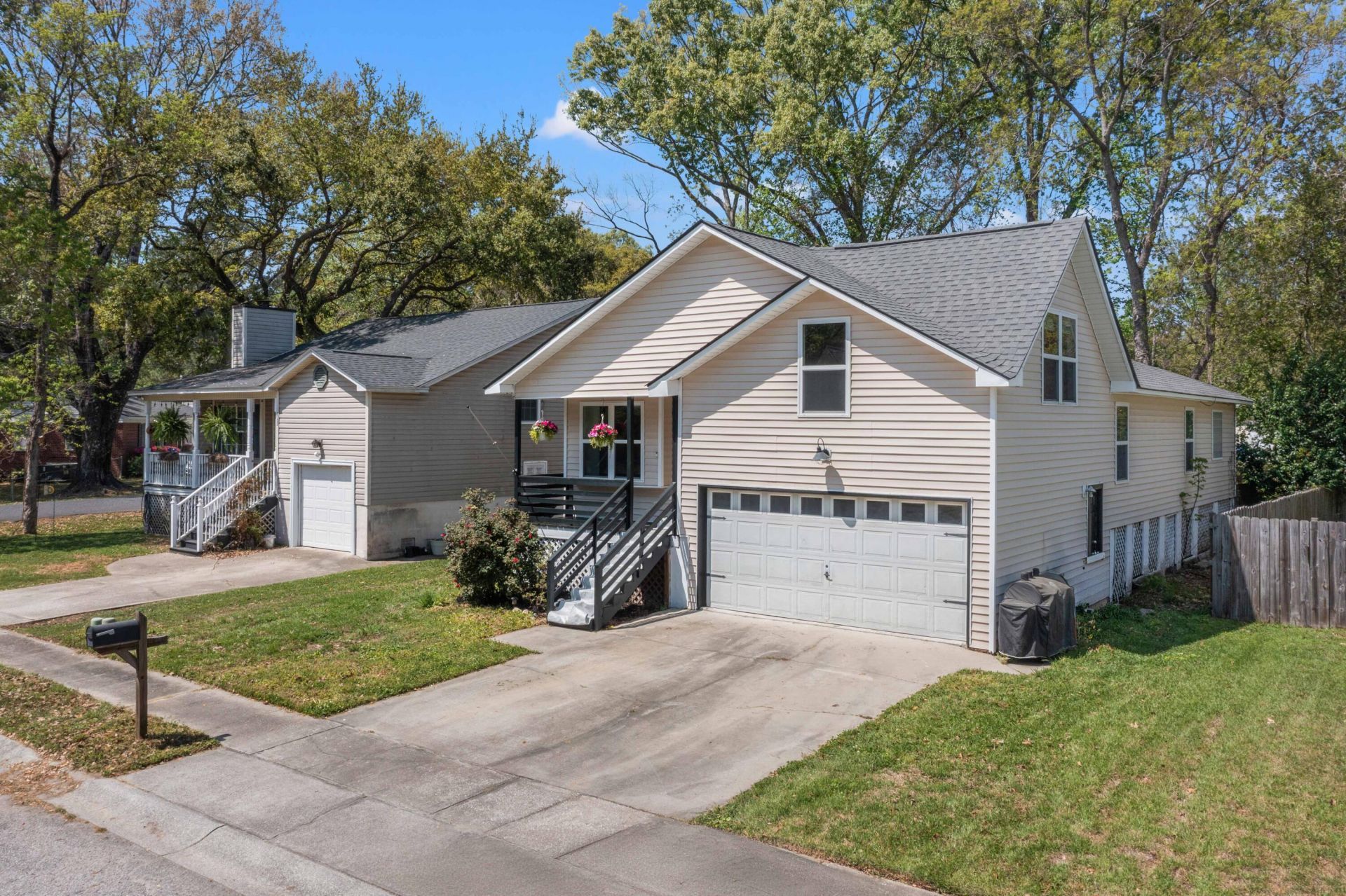 2104 Razorback Lane Photo 4