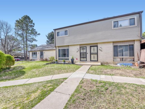 4521 W Ponds Circle, Littleton, CO 80123