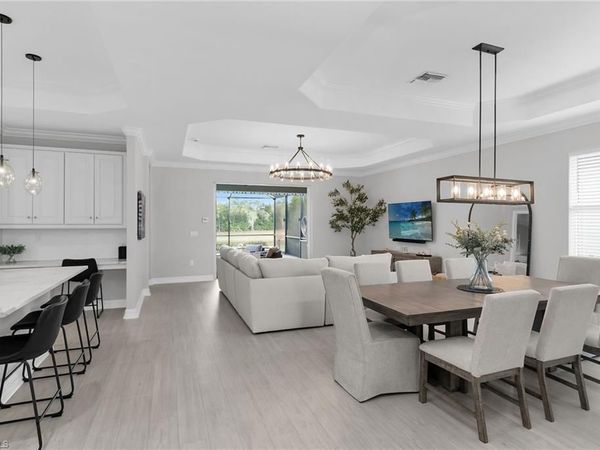 2926 Aviamar CIR , NAPLES, FL 34114