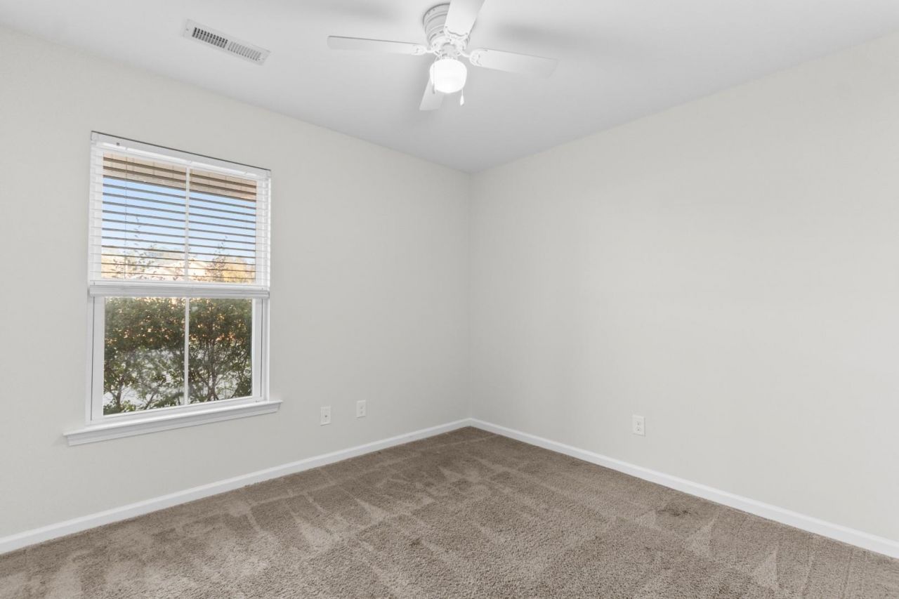 813 Benchmade Rd. Photo 27