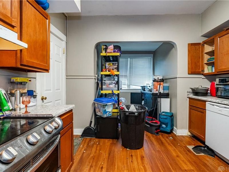 110 W Hudson Avenue, Dayton, OH 45405 Photo 5