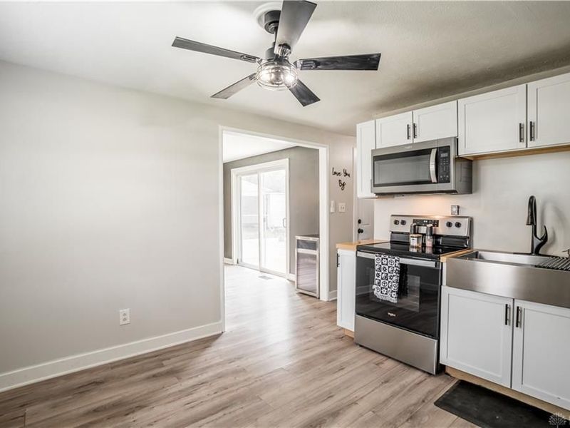 1037 Primrose Drive, West Carrollton, OH 45449 Photo 7