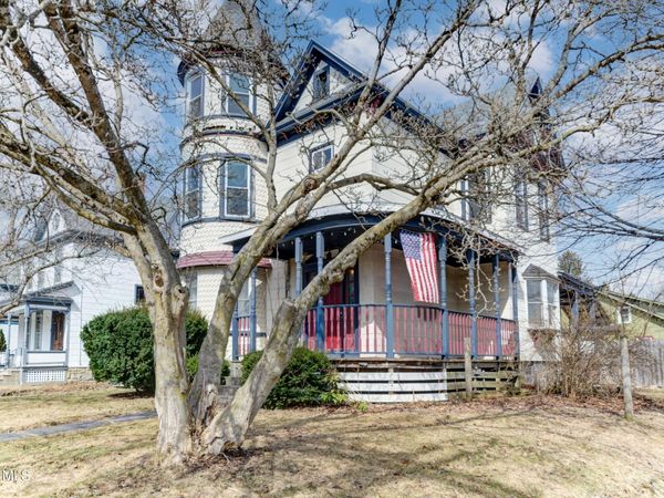 213 E Main Street, Johnstown, NY 12095