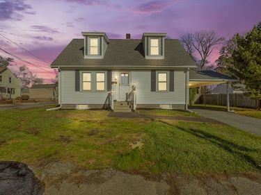 42 Porter St, Taunton, MA 02780