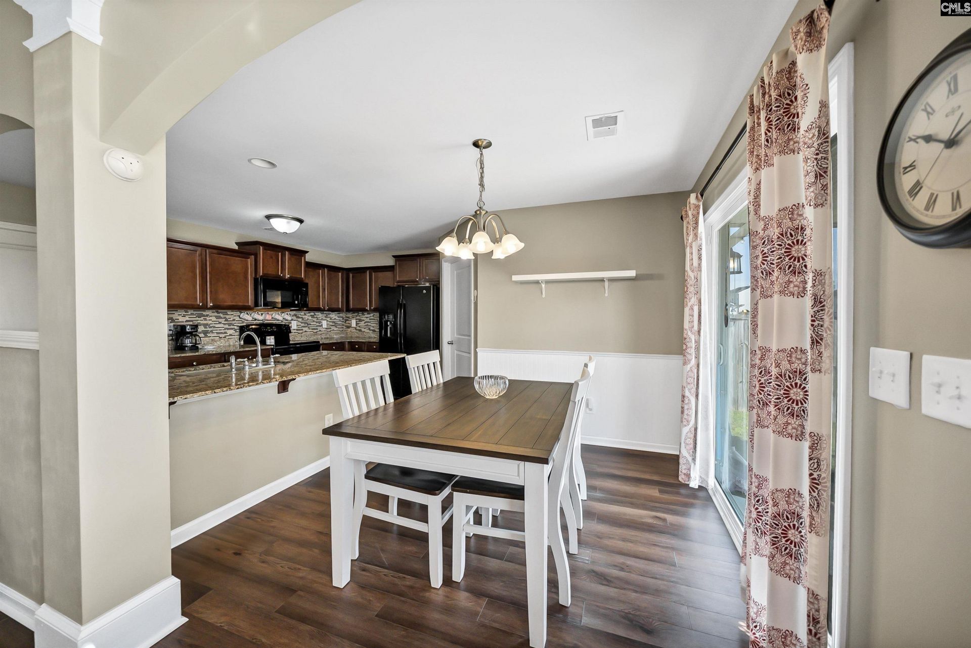 637 Deertrack Run  Photo 11