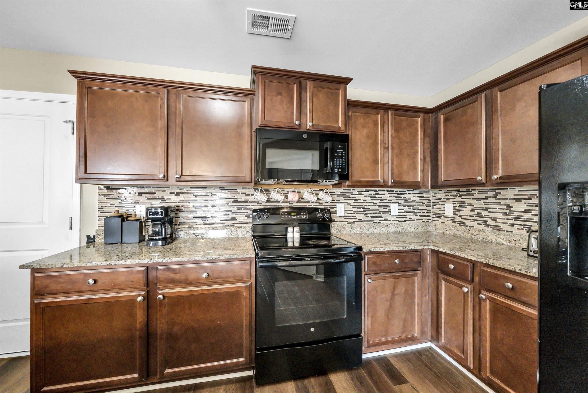 637 Deertrack Run  Photo 9