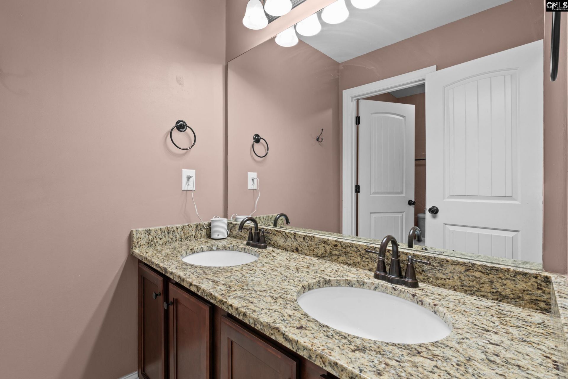 104 Katmai Court Photo 28