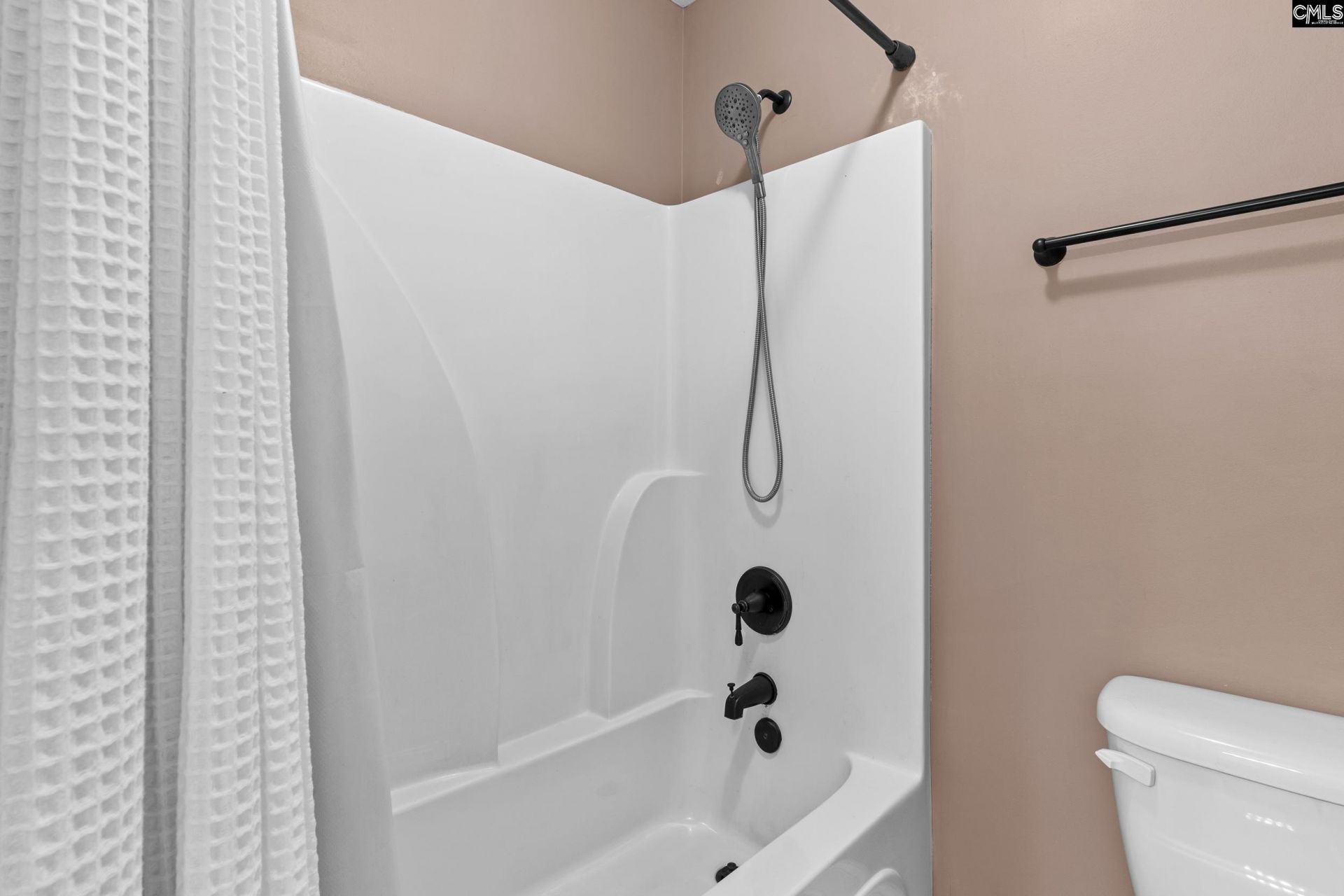 104 Katmai Court Photo 29