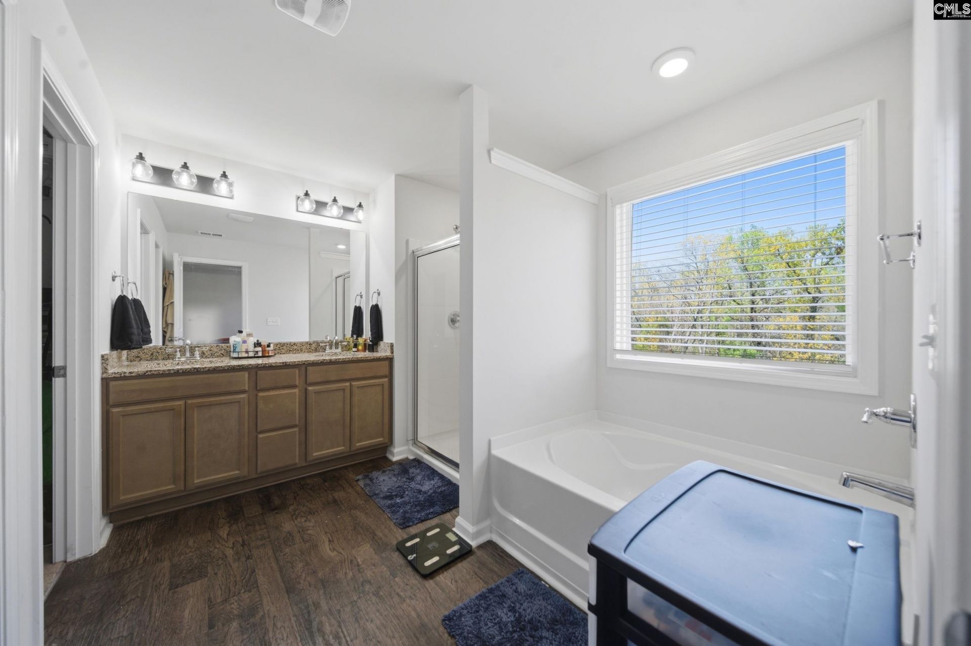 1017 Woodcreek Farm Road  Photo 10