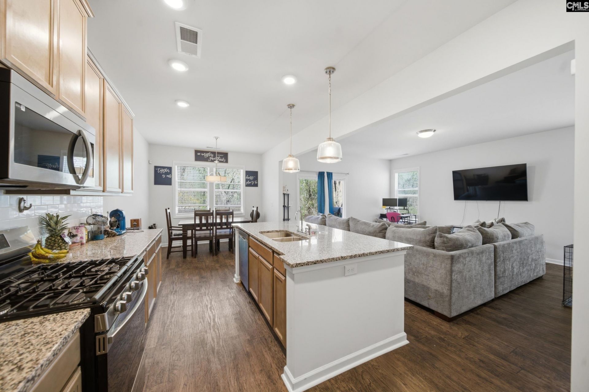 1017 Woodcreek Farm Road  Photo 7