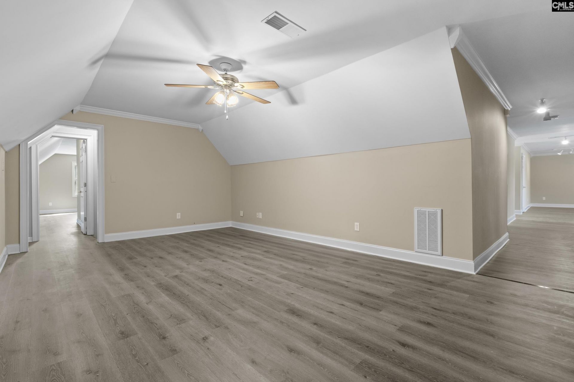 116 Lakeside Road Photo 44