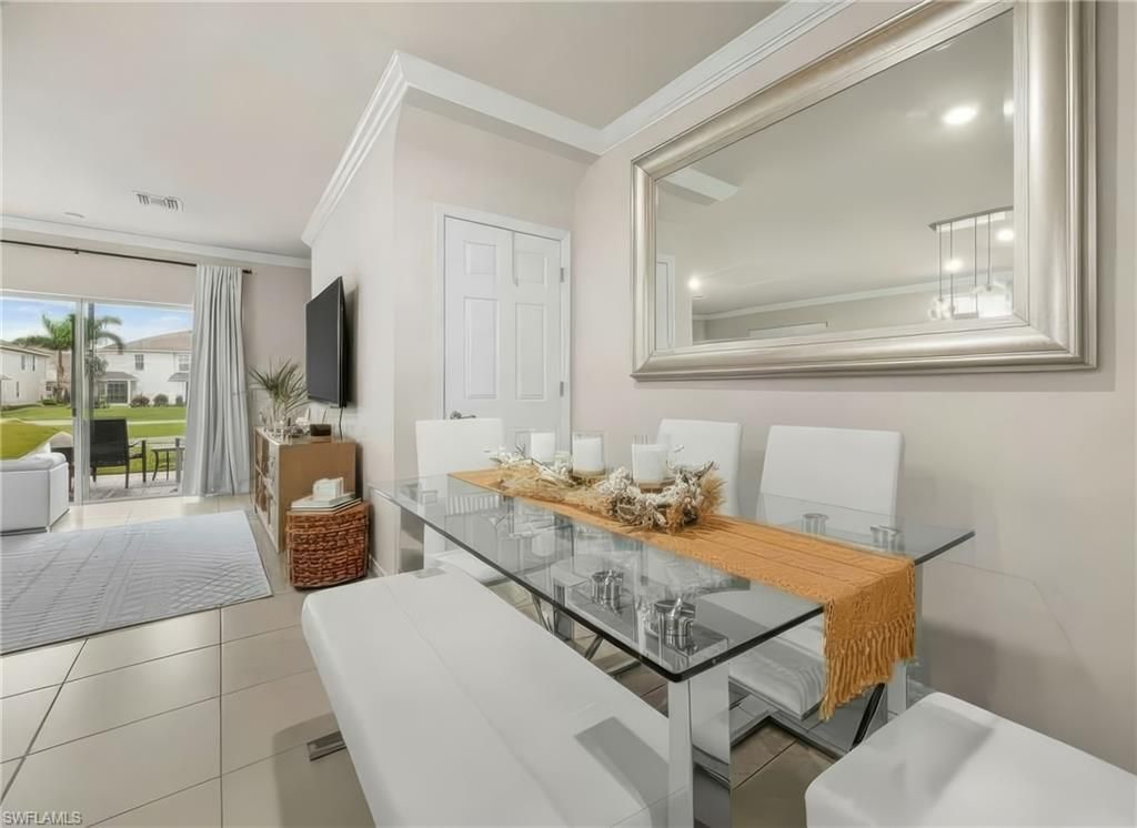 15380 Wildflower Cir, Naples, FL 34119 Photo