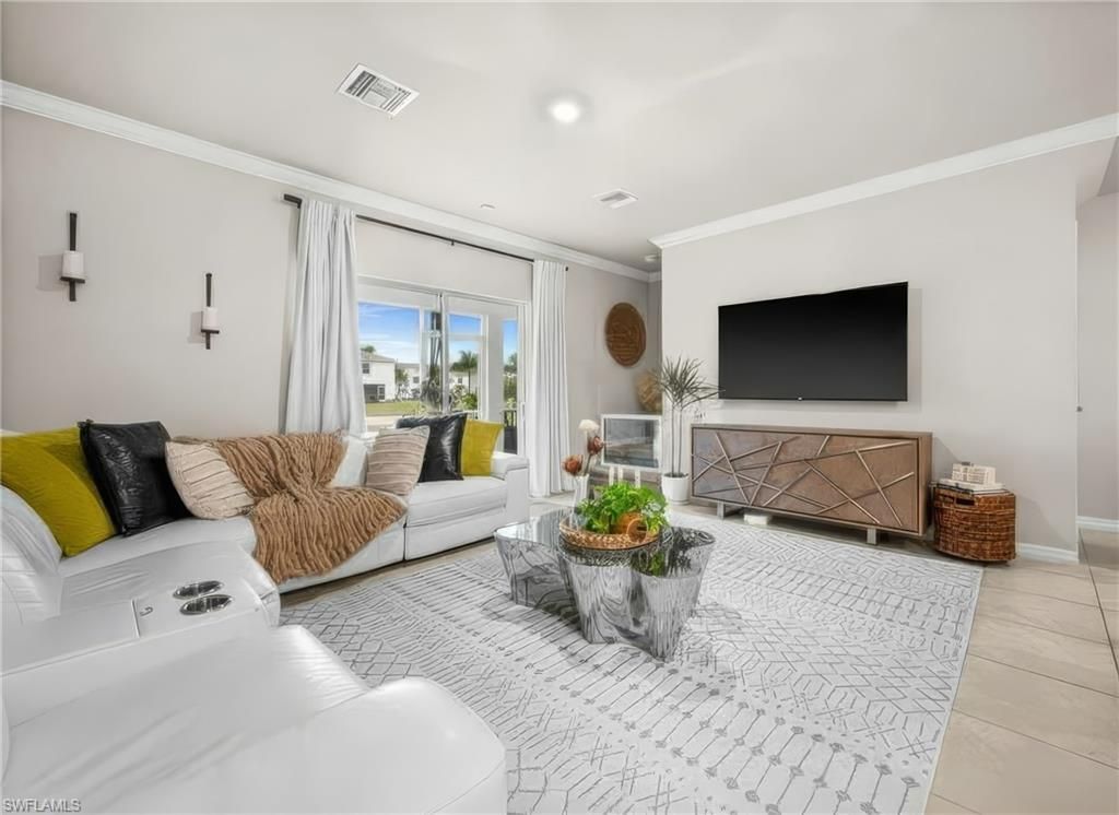 15380 Wildflower Cir, Naples, FL 34119 Photo