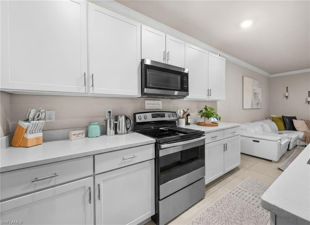 15380 Wildflower Cir, Naples, FL 34119 Photo