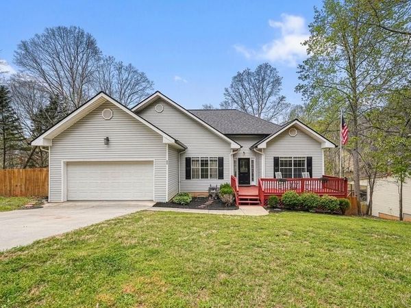 85 Hickory Hills Drive, Dawsonville, GA 30534