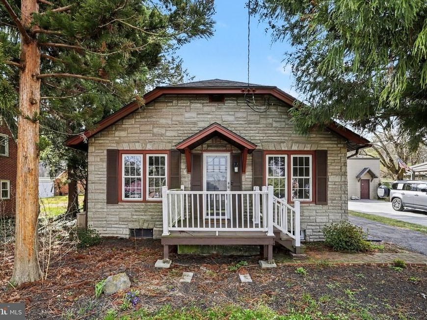 166 E New Street , Mountville, PA 17554 Main Photo