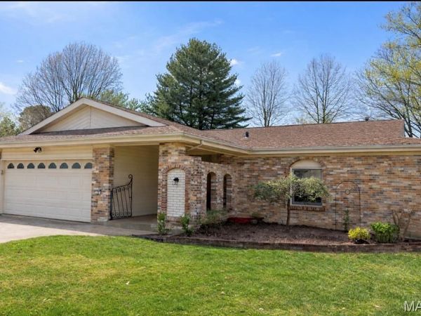 10 El Jer Drive, Cedar Hill, MO 63016