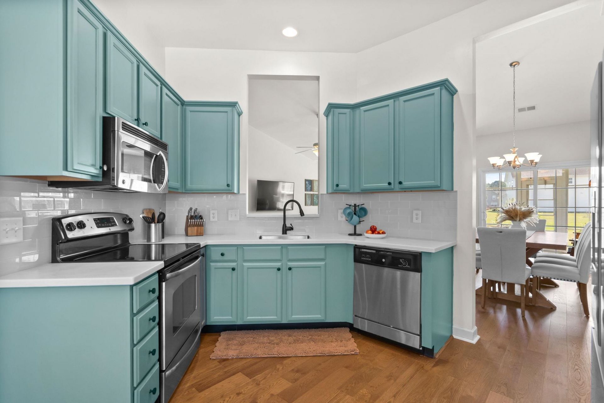 611 Woodman Dr. Photo 14