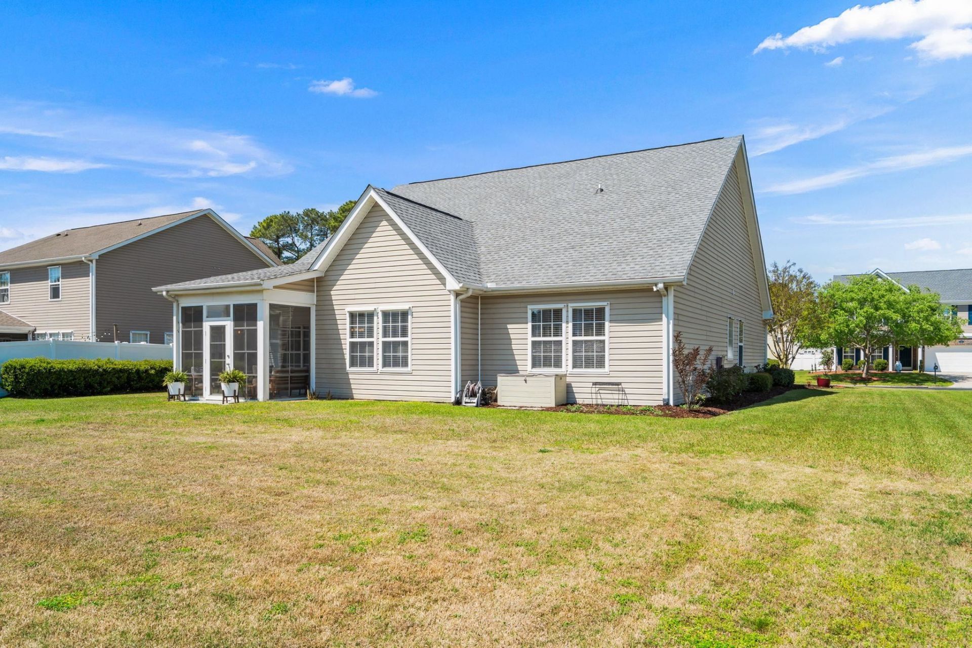 611 Woodman Dr. Photo 23