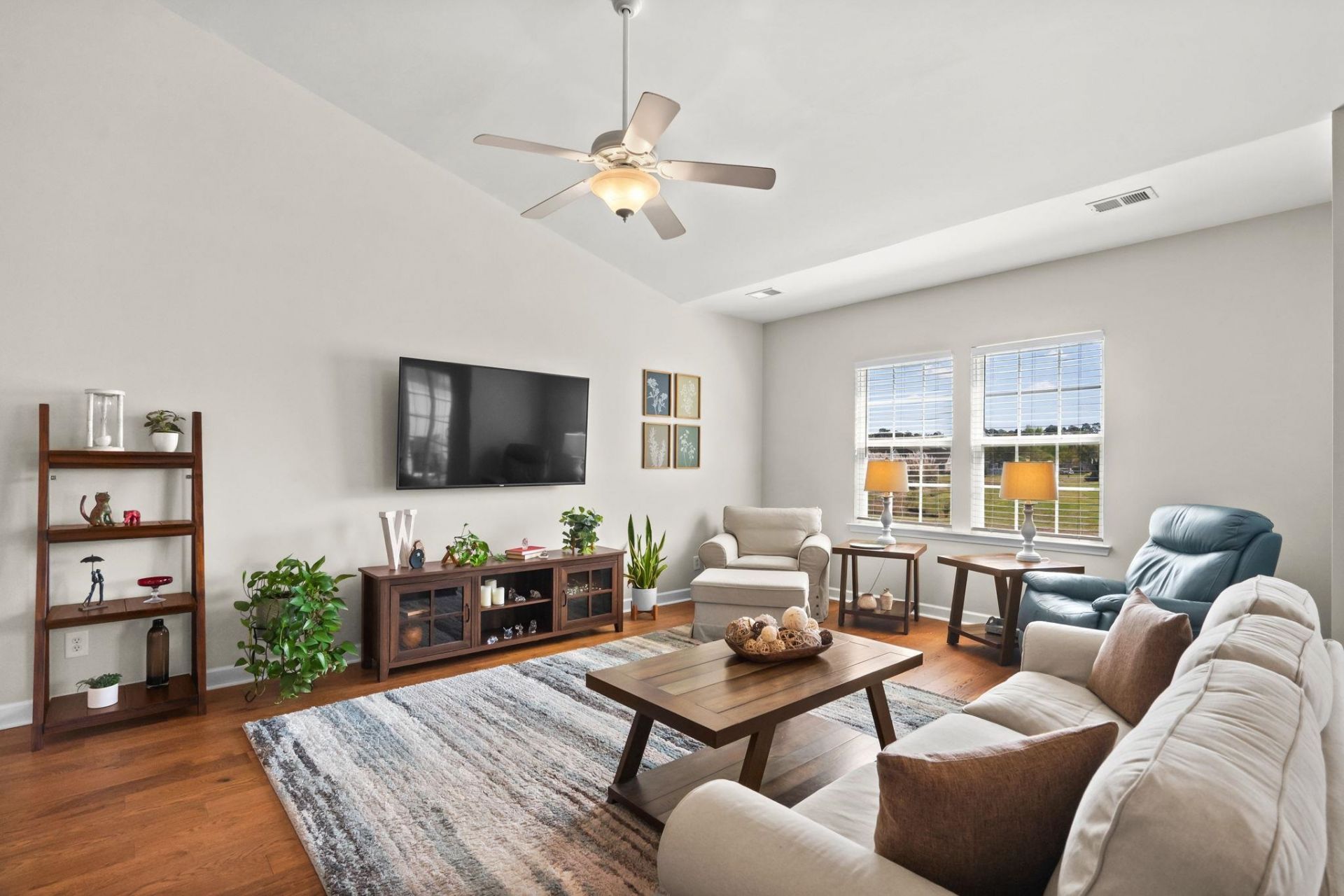 611 Woodman Dr. Photo 9