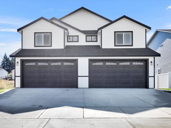 13813 W Redding Dr, Airway Heights, WA 99001