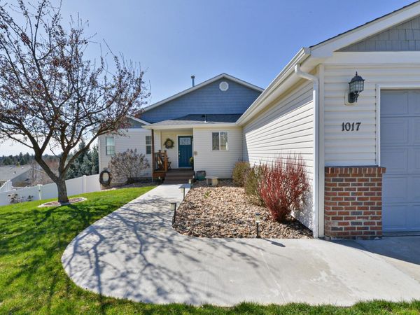 1017 N OLSON HILL Ct, Medical Lake, WA 99022