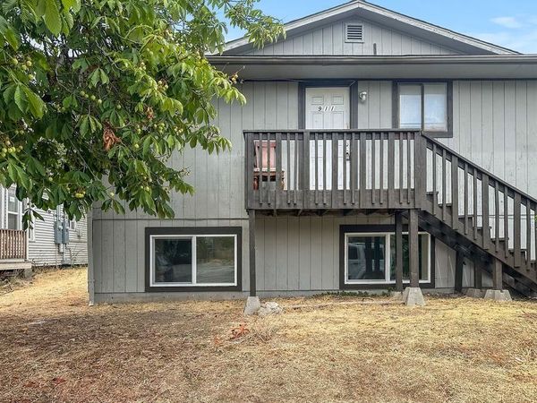 911 E Bridgeport Ave, Spokane, WA 99207