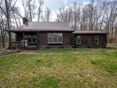 17917 Ellsworth Road , Lake Milton, OH 44429