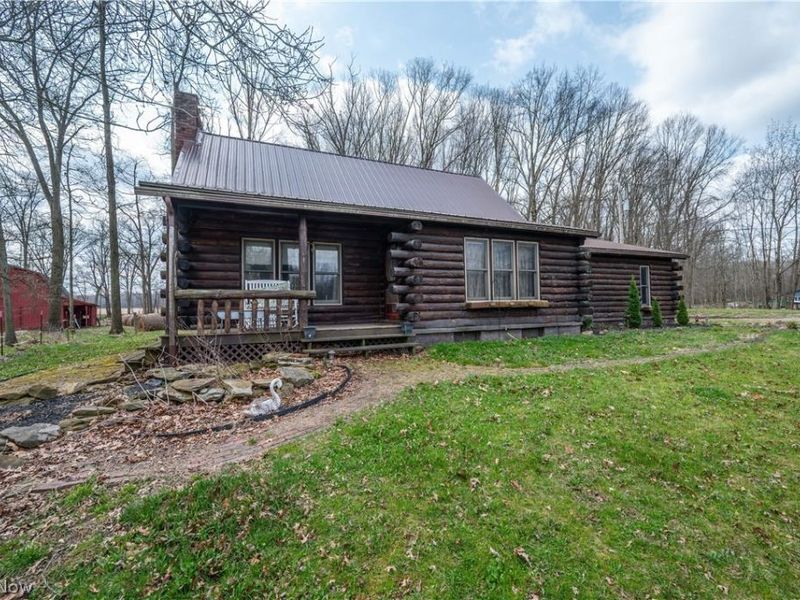 17917 Ellsworth Road, Lake Milton, OH 44429 Photo 2