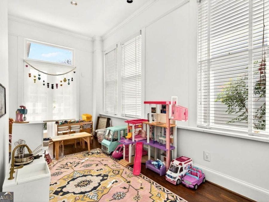 Property Image 32