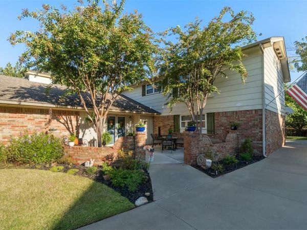 5905 S Burnham Place, Oklahoma City, OK 73132