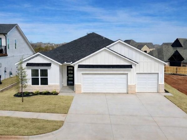 5613 NW 155th Street, Edmond, OK 73013