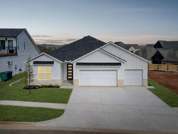 5613 NW 155th Street, Edmond, OK 73013