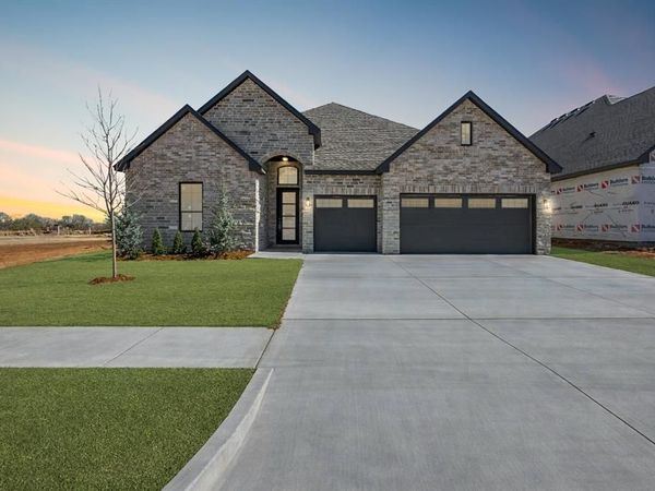 19400 S Country Drive, Edmond, OK 73012