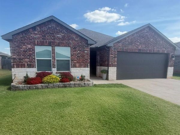 14212 S Babbling Brook Drive, Oklahoma City, OK 73078