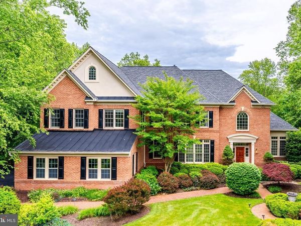 891 CHINQUAPIN ROAD, MCLEAN, VA 22102