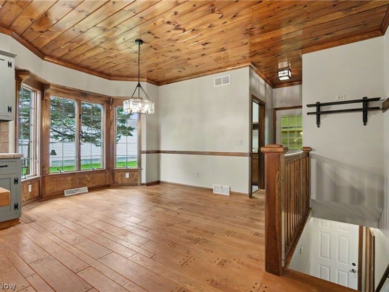 268 S Bayshore Drive, Columbiana, OH 44408 Photo 10