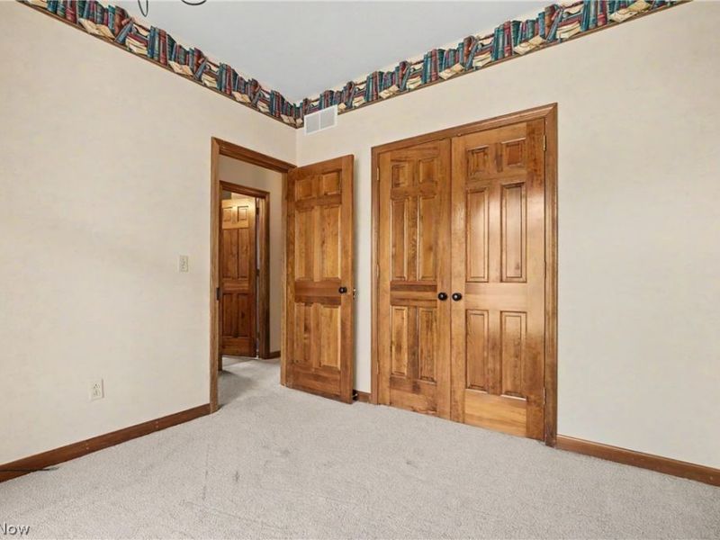 268 S Bayshore Drive, Columbiana, OH 44408 Photo 19