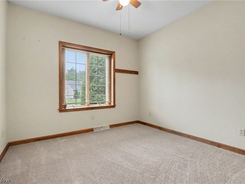 268 S Bayshore Drive, Columbiana, OH 44408 Photo 20