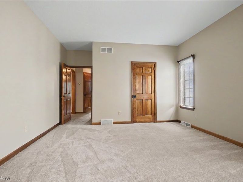 268 S Bayshore Drive, Columbiana, OH 44408 Photo 24