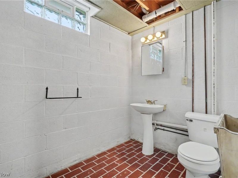 268 S Bayshore Drive, Columbiana, OH 44408 Photo 30