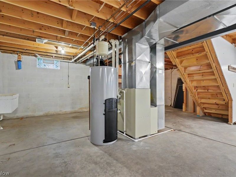 268 S Bayshore Drive, Columbiana, OH 44408 Photo 32