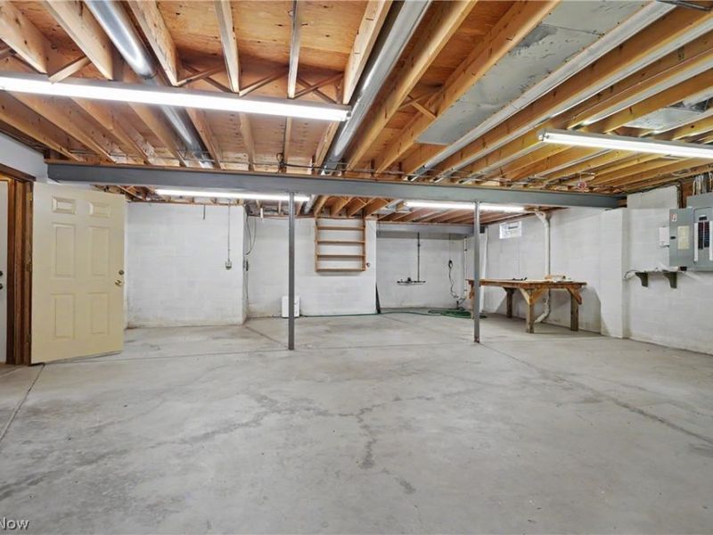 268 S Bayshore Drive, Columbiana, OH 44408 Photo 33