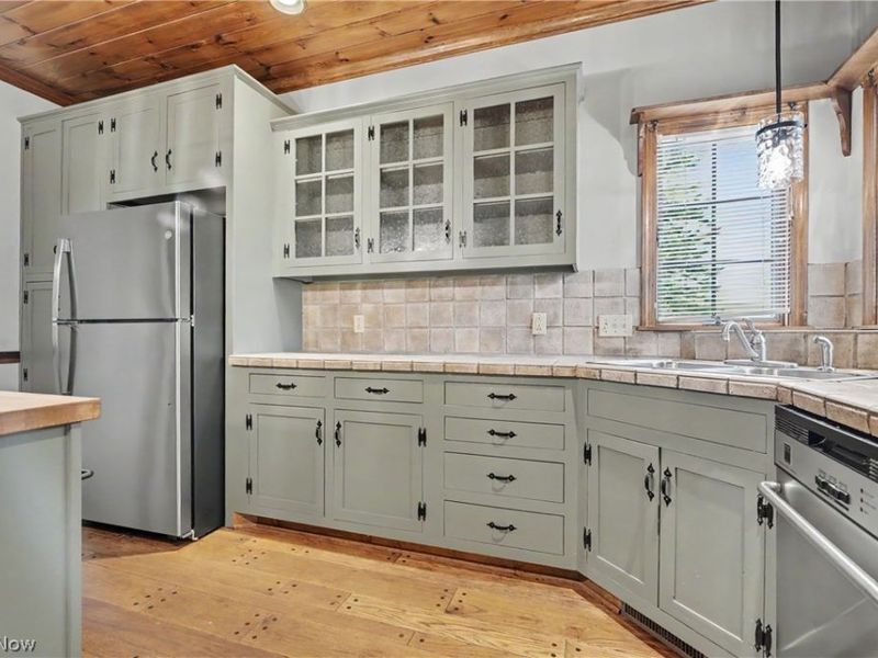 268 S Bayshore Drive, Columbiana, OH 44408 Photo 7