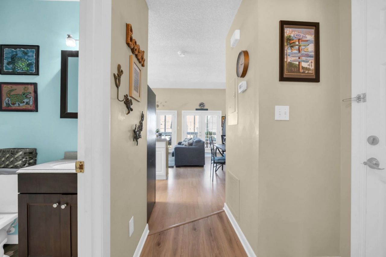 500 Fairway Village Dr.  Photo 8