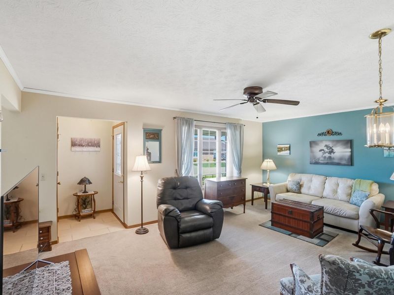 1039 Bradford Drive, Springfield, OH 45503 Photo 10