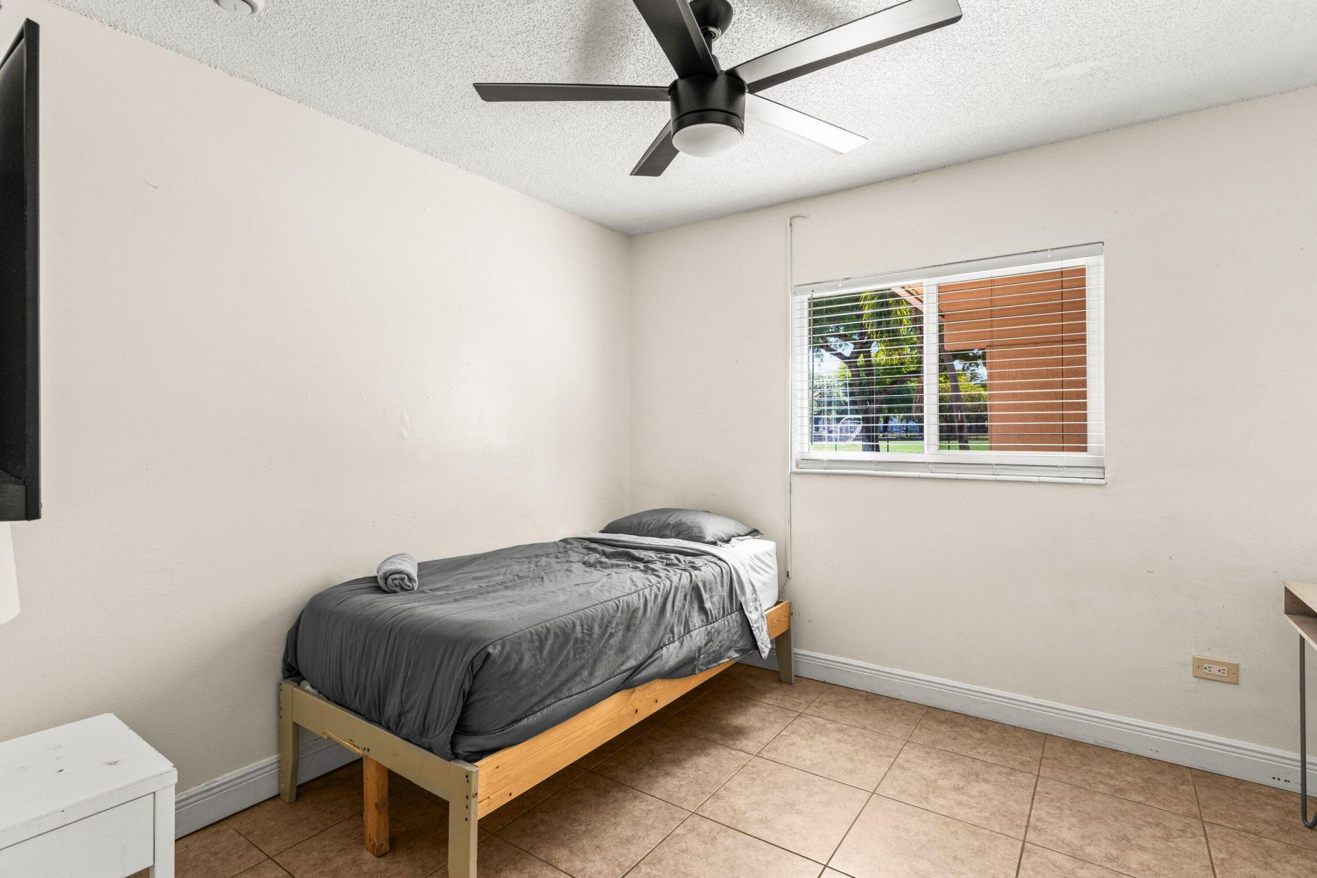 1121 N 66th Terrace, Hollywood, FL 33024 Photo