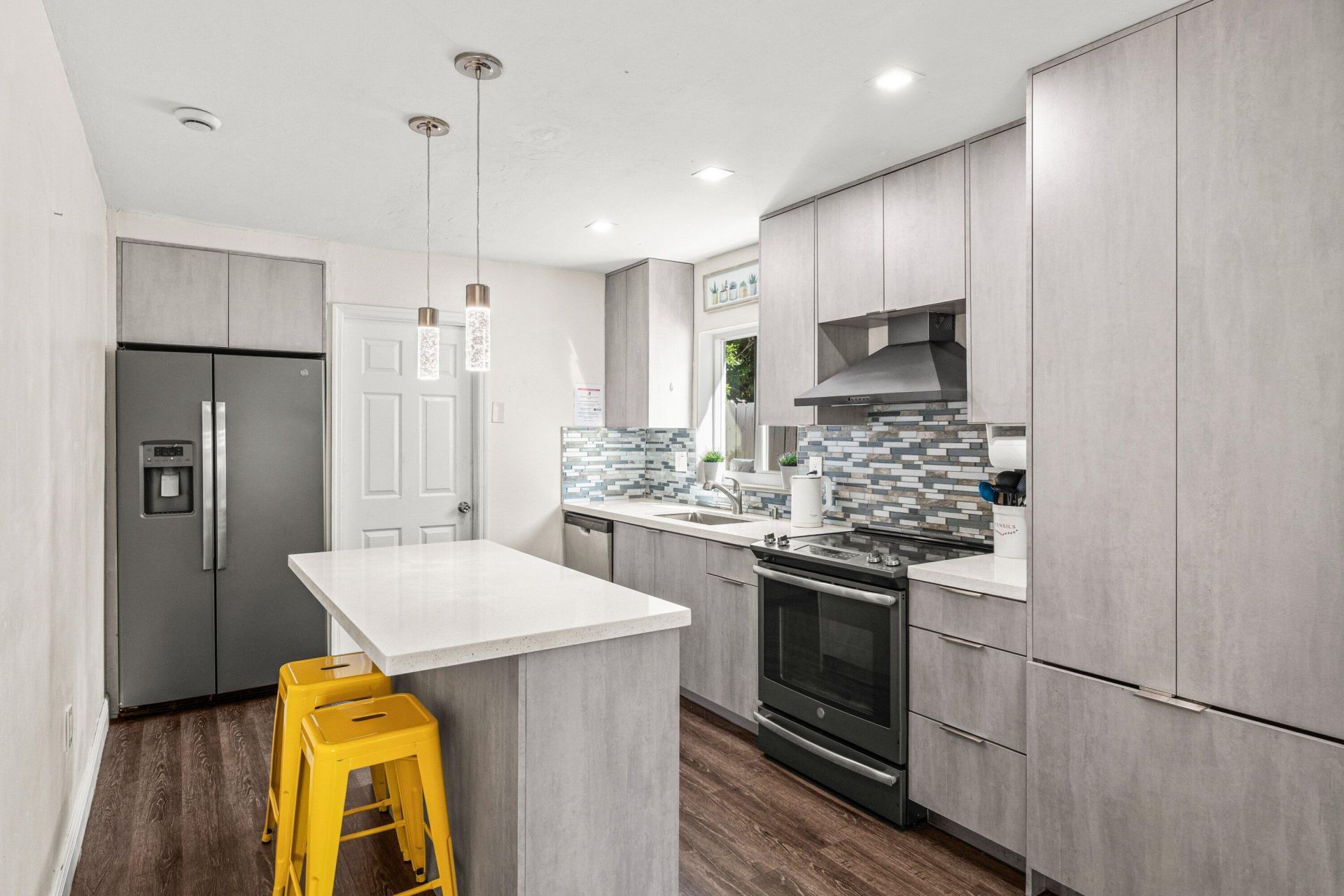 1121 N 66th Terrace, Hollywood, FL 33024 Photo